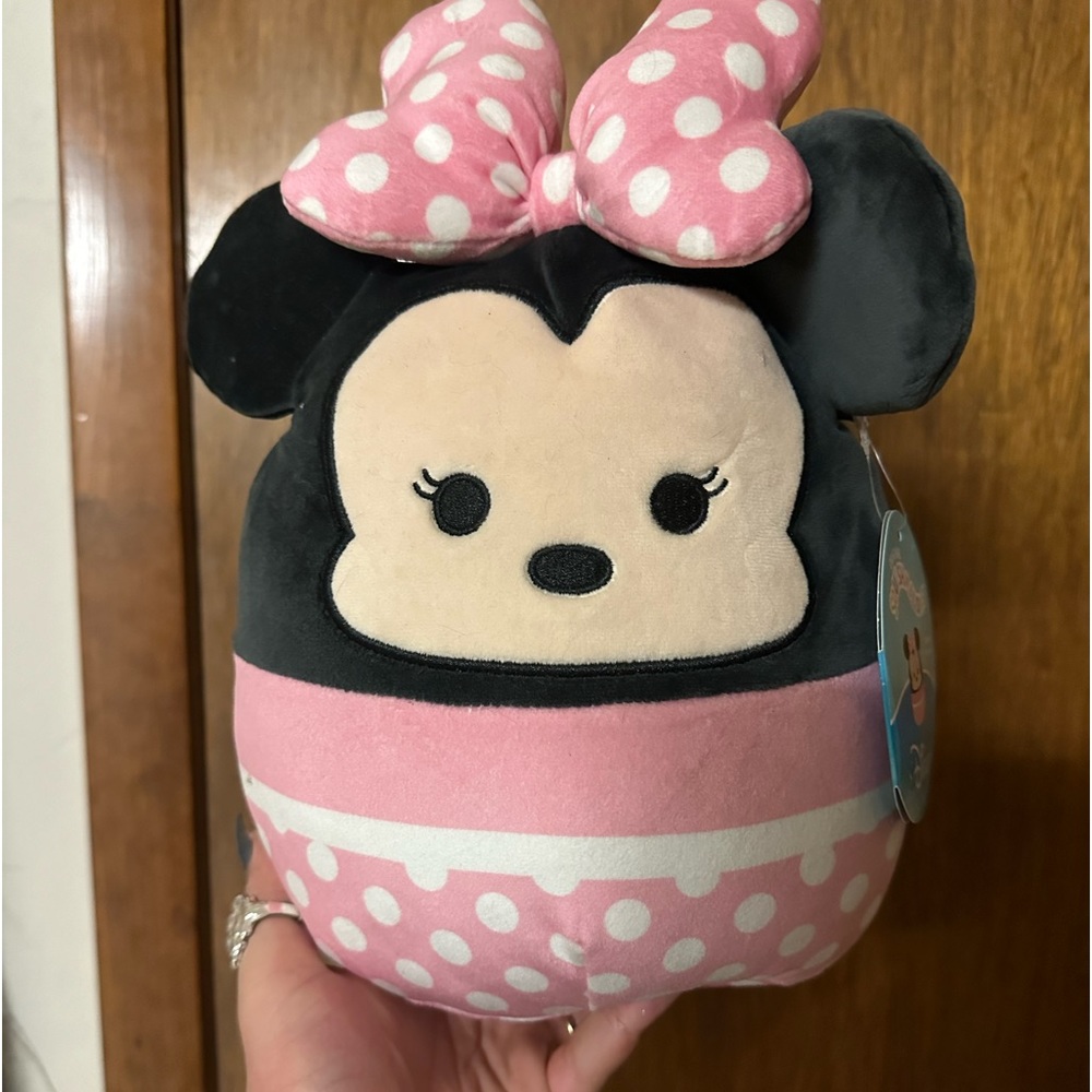 New with tags Minnie Mouse squishmellow